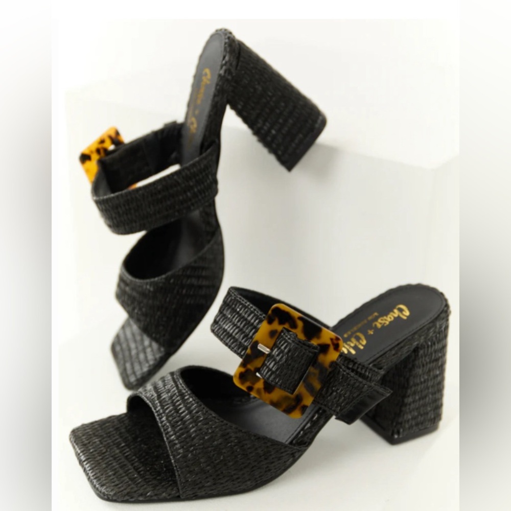 Chase + Chloe Black Woven Mules w/ Faux Tortoise Shell Buckle Detail - Size 6.5